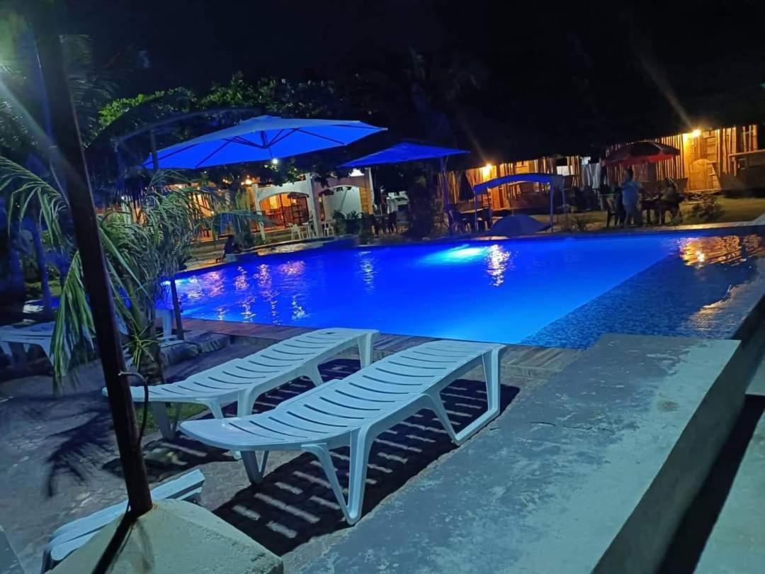 Rrj'S Beach Resort Oslob Exterior photo